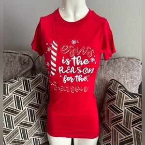 SOLD 🆕 Ladies/Girls slim fit comfortable 100% cotton T-Shirt.